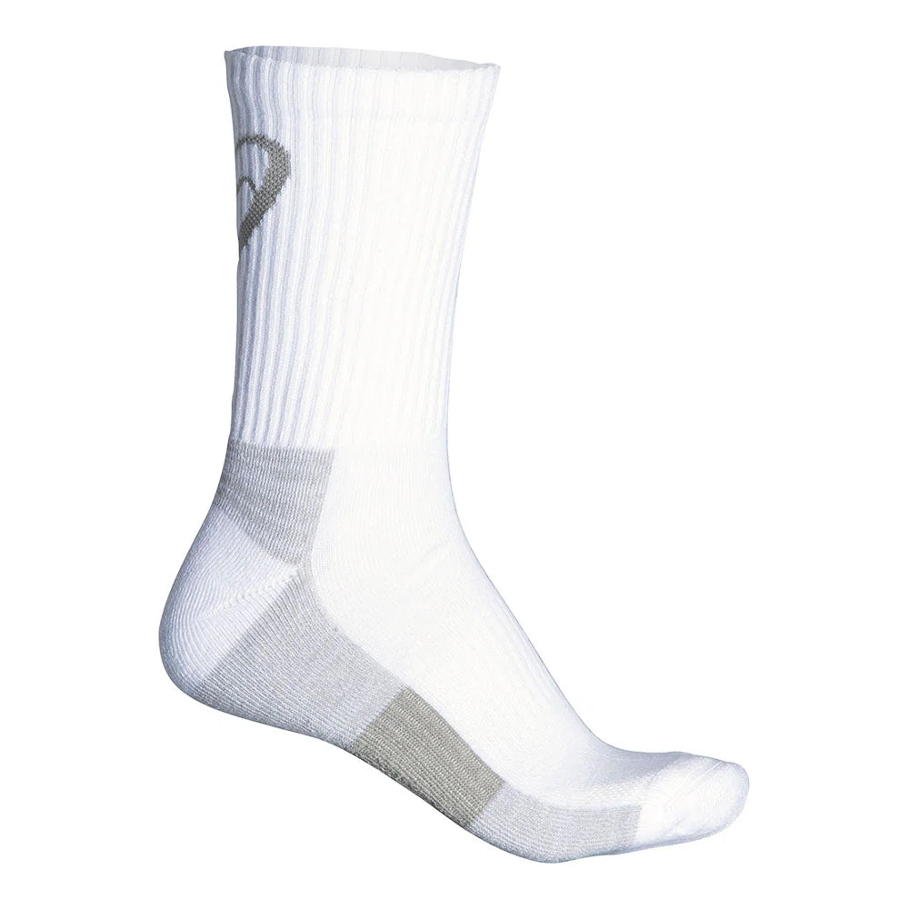 ASICS Training Crew Socks 3 Pack featuring cushioned construction, crew-height coverage, moisture management, and athletic support.