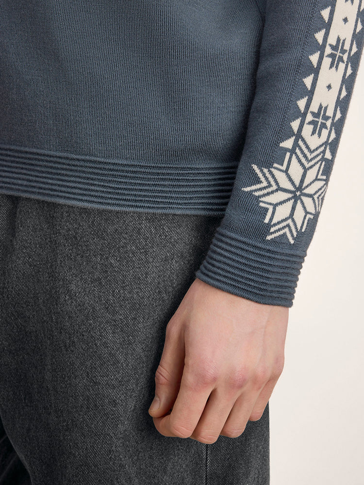 Dale of Norway Men's Geilo Sweater in Steel Offwhite, a sporty Norwegian quarter-zip sweater made from 100% skin-soft merino wool.