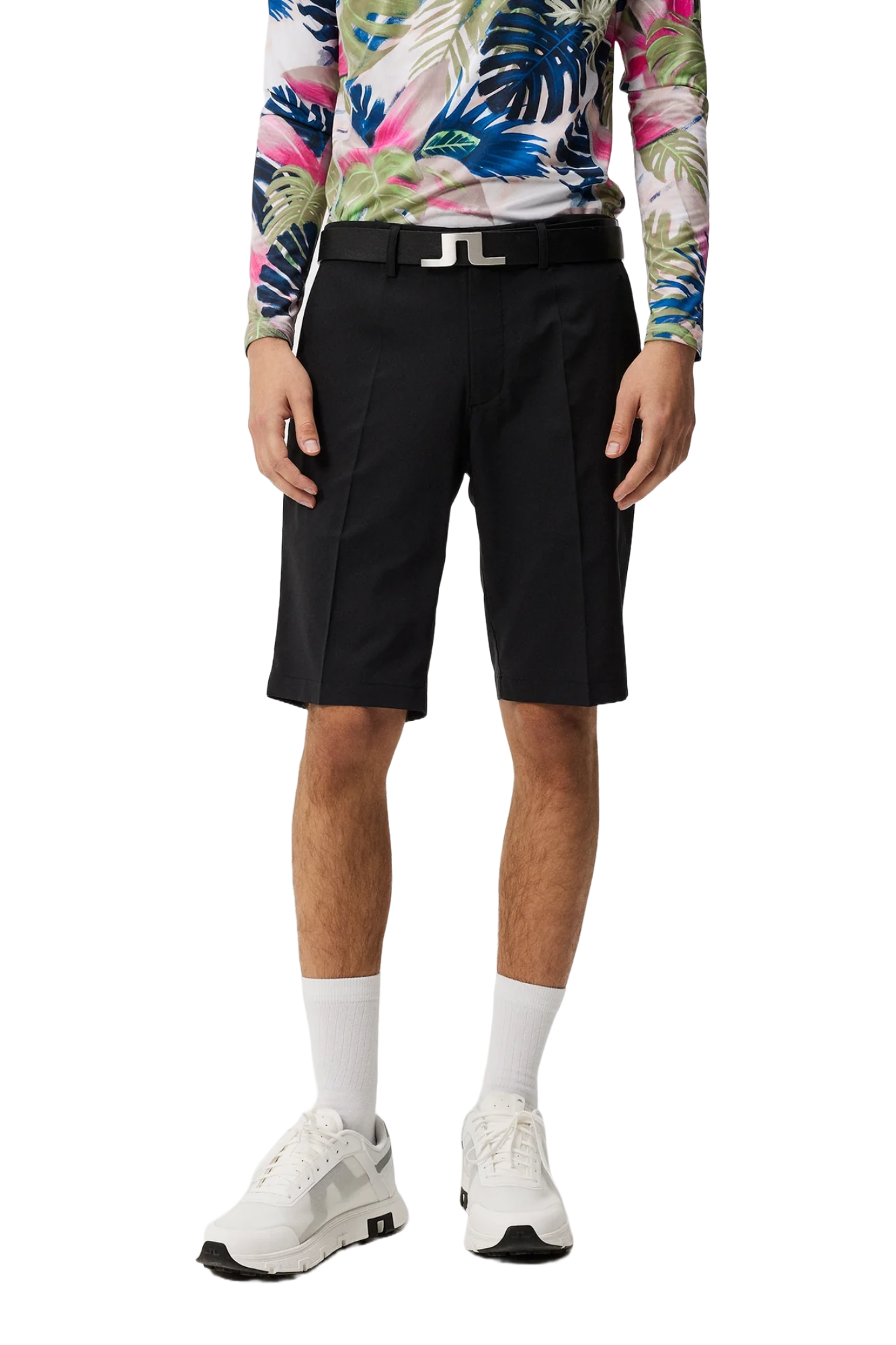 J.Lindeberg Men's Somle golf shorts with breathable stretch performance fabric and athletic fit for golf and everyday wear