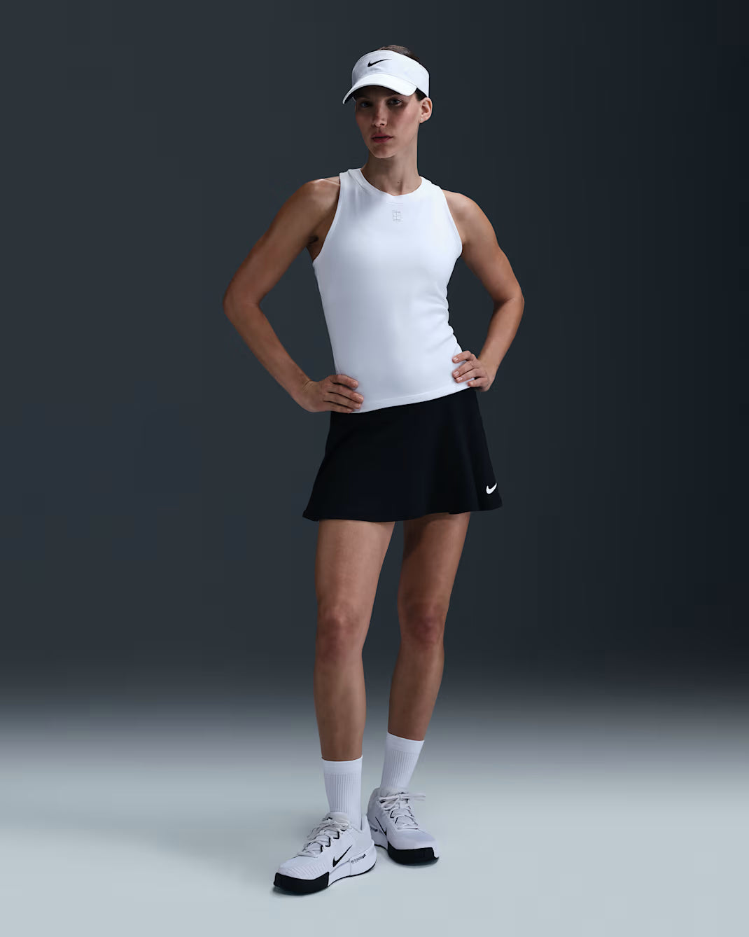 NikeCourt Women's Dri-FIT Advantage Tennis Tank featuring sweat-wicking performance fabric, breathable comfort, athletic fit, and court-ready styling.