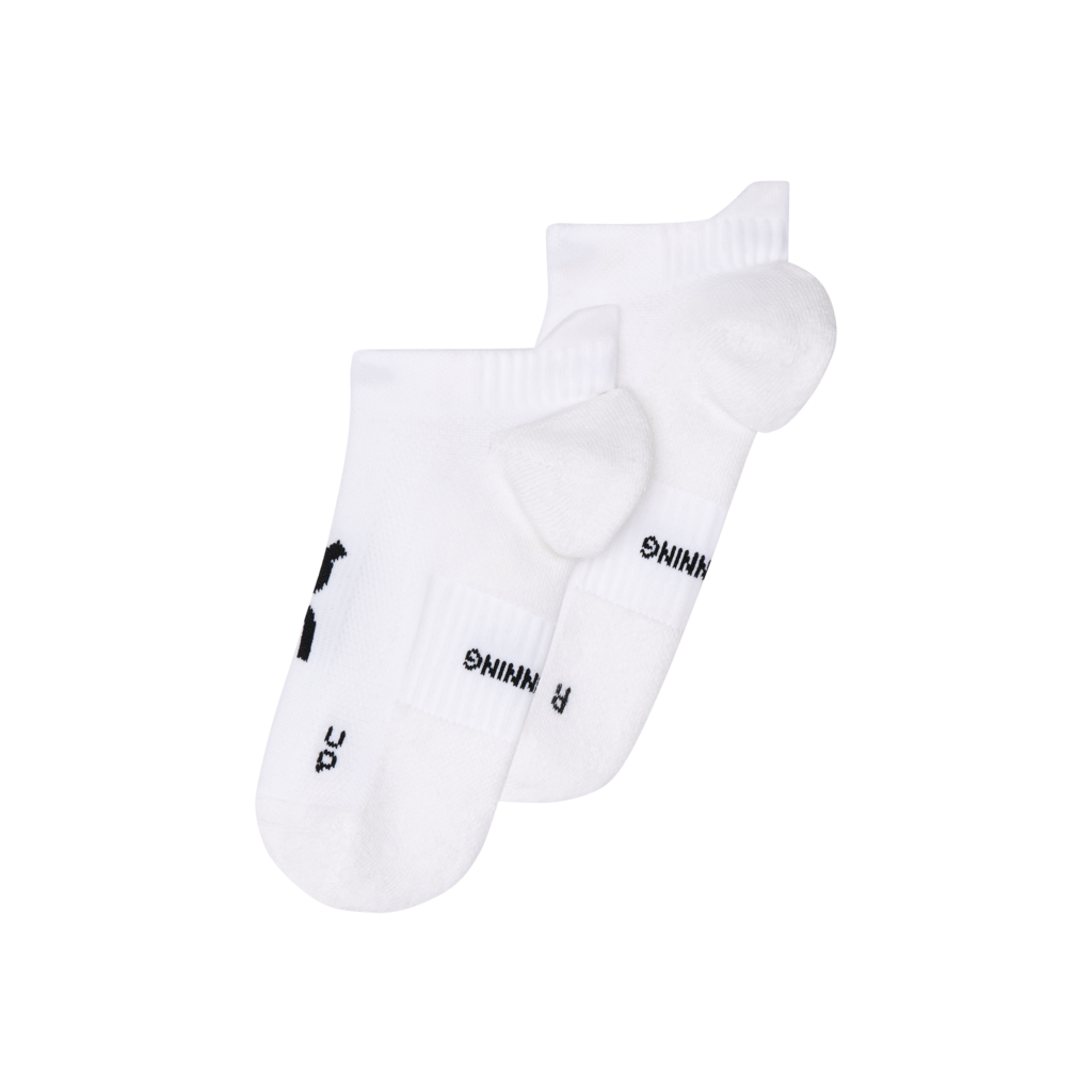 On Core Run Sock Low 2 Pack featuring lightweight performance fabric, breathable comfort, supportive fit, and low-cut athletic design.