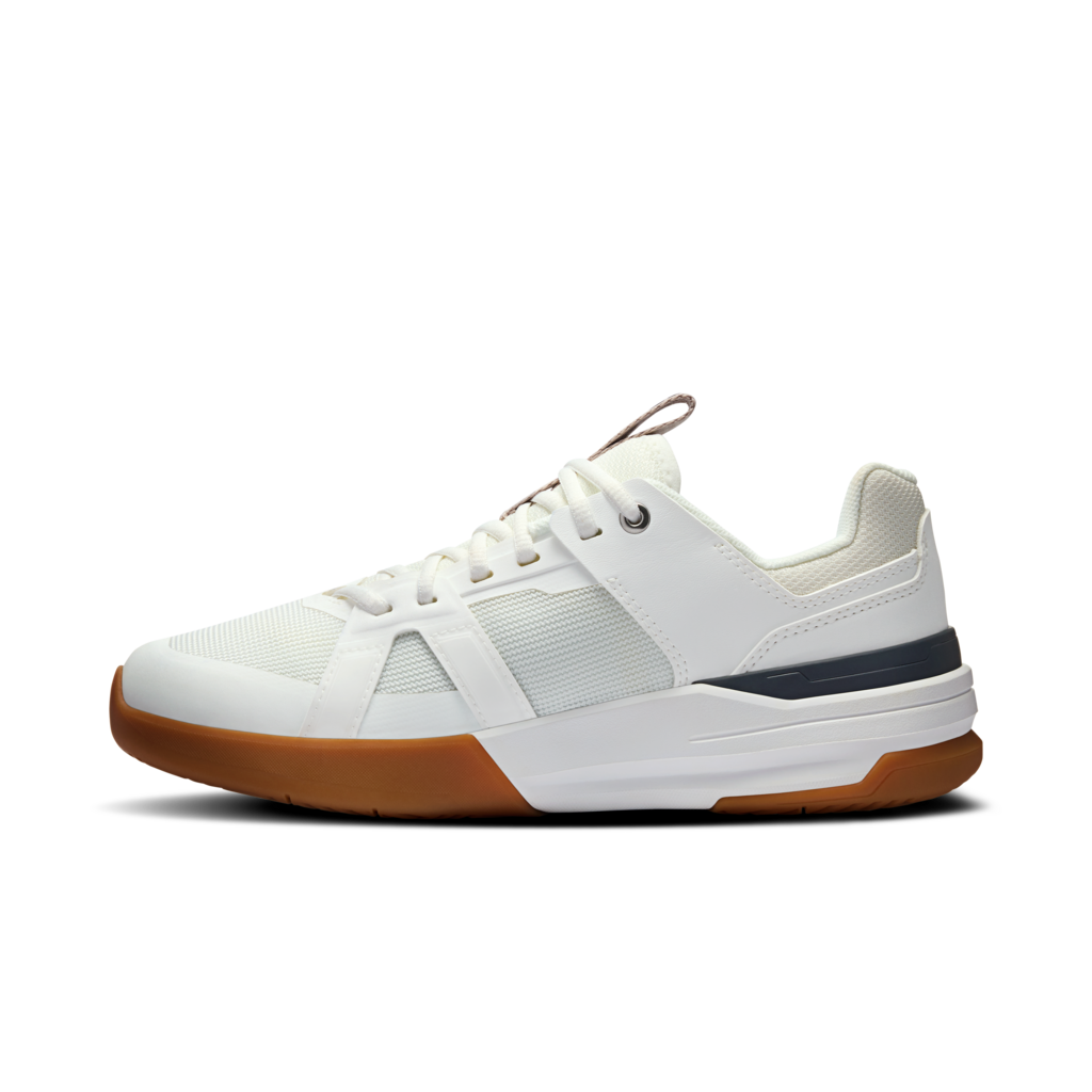On Youth THE ROGER Clubhouse Pro tennis shoes