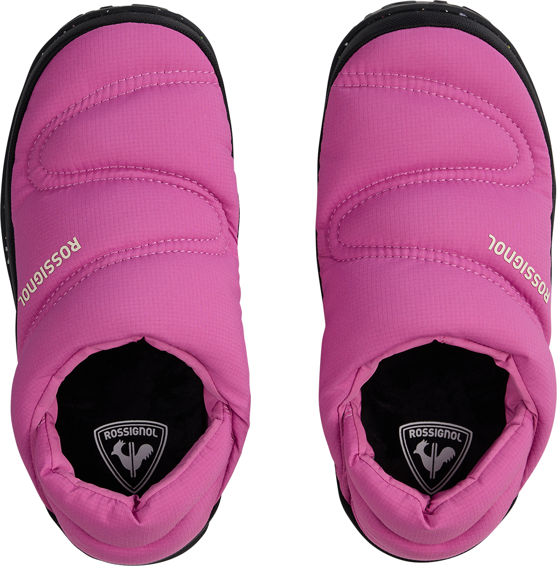 Top view of a pink Rossignol Women’s Chalet Shoes featuring a water-resistant insulated upper, slip-on stretch cuff with heel pull tab, cushioned EVA midsole, and high-traction rubber outsole.