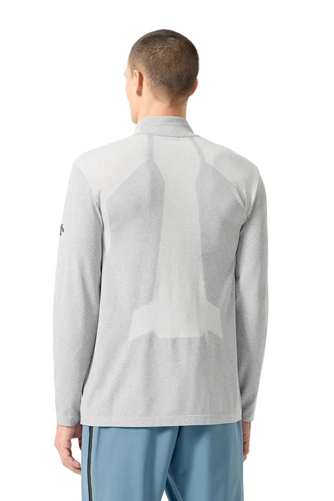 Rear view of the icicle white Descente Men's Ventilation Turtleneck Sweater featuring Heat Navi technical stretch knit fabric, high-neck protection, laser-cut ventilation micro-holes, and flatlock seams.