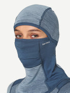 Devold Reverso Merino Balaclava with reversible breathable flat-knit and insulating 3D-knit merino wool construction.
