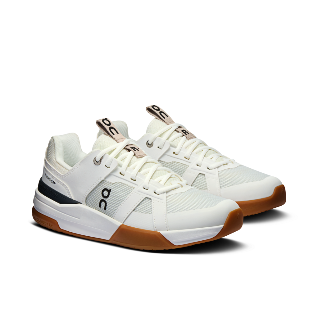 On Youth THE ROGER Clubhouse Pro tennis shoes