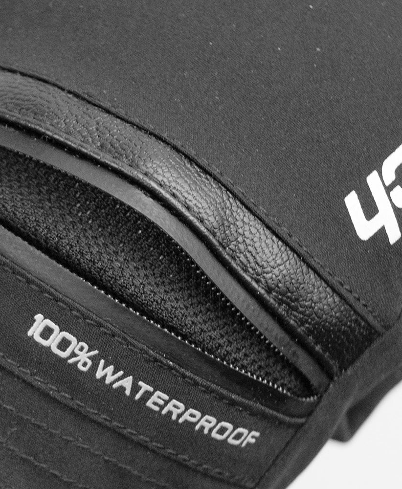 Reusch JR Lando R-TEX XT Glove with Real Down insulation, waterproof R-TEX XT membrane, long powder cuff and Heating Pocket.