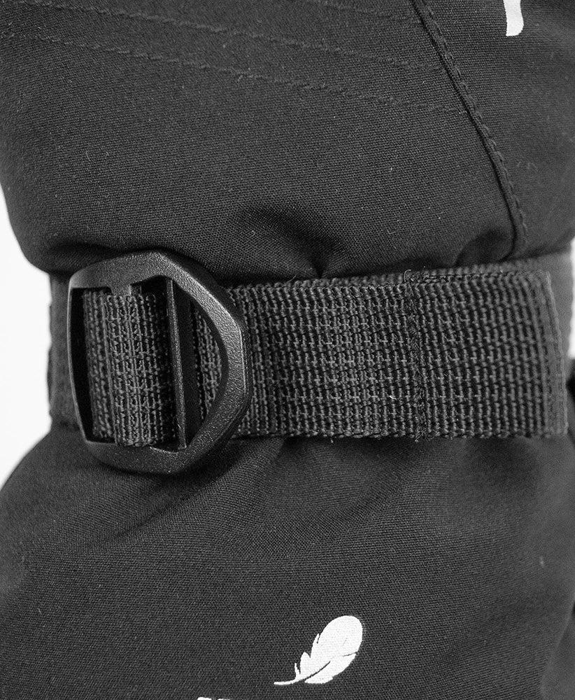 Reusch JR Lando R-TEX XT Lobster in Black/Silver with Real Down insulation, waterproof membrane and Heating Pocket.