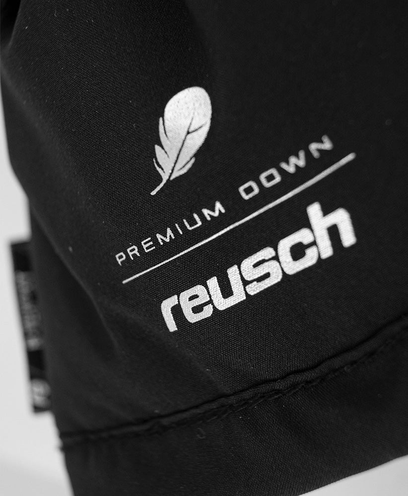 Reusch Kids Kaden Down R-TEX XT Mitten, a warm waterproof children's ski mitten with down insulation for cold winter conditions.