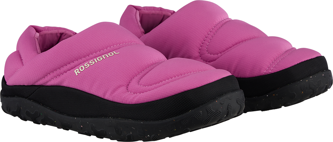 Side view of a pink Rossignol Women’s Chalet Shoes featuring a water-resistant insulated upper, slip-on stretch cuff with heel pull tab, cushioned EVA midsole, and high-traction rubber outsole.