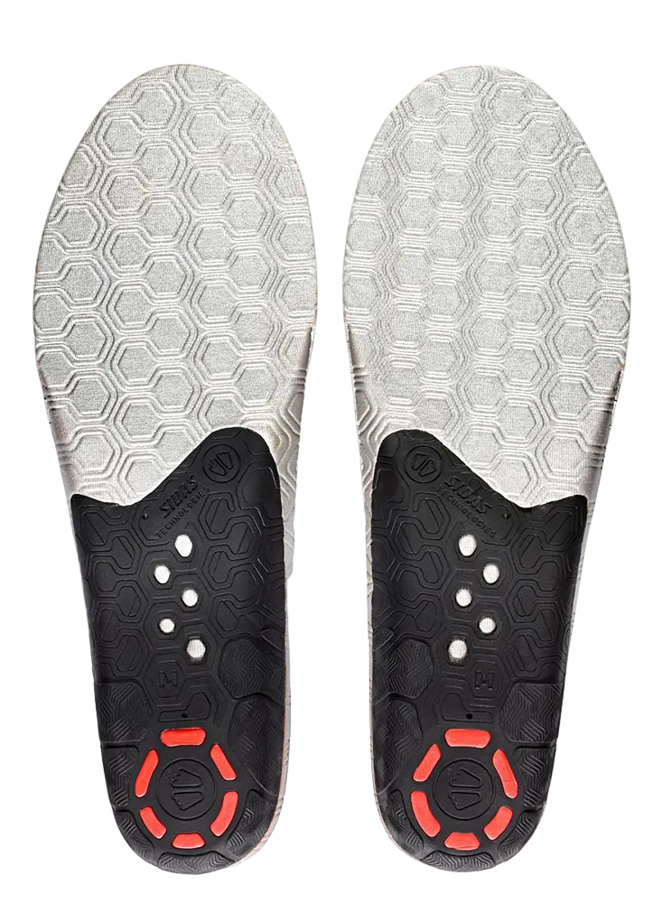 Sidas Winter 3D Performance Insoles showing contoured 3D anatomical EVA shell, integrated heel shock absorption pad, micro-fiber top cover, and insulating aluminum thermal foil layer.