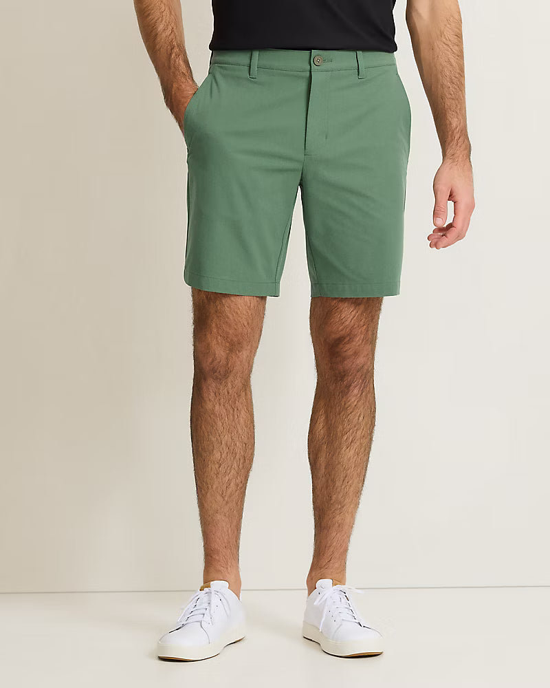 Tommy Bahama Men's Barbados Pro 9-inch Golf Shorts featuring lightweight stretch fabric, moisture-wicking comfort, and a tailored fit.
