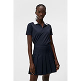 J.Lindeberg Women's Baily Seamless Golf Polo available at Swiss Sports Haus 604-922-9107.
